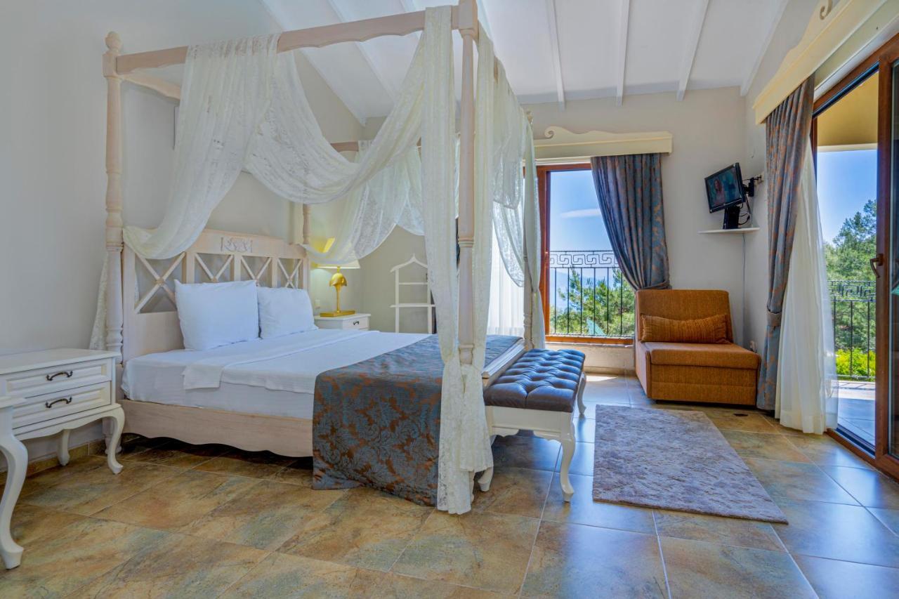 Alya Villa Butik Hotel Турунч Екстериор снимка